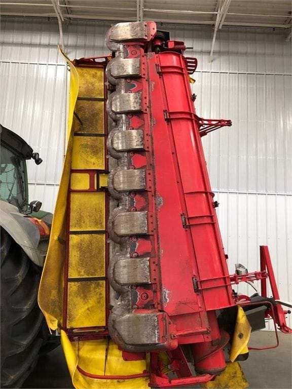 2020 Pottinger Novacat 351/A10 Equipment Image0