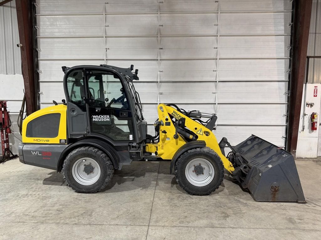 2020 Wacker Neuson WL38 Equipment Image0