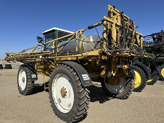 Image of Ag-Chem RoGator 854 equipment image 4