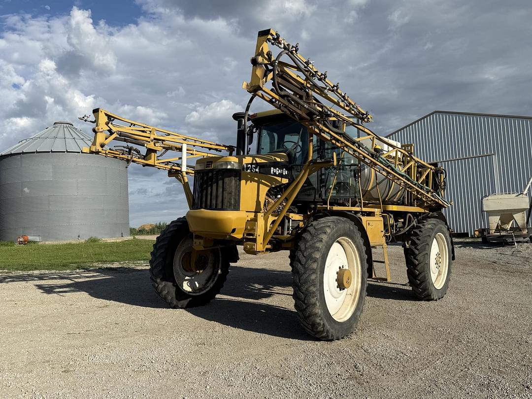 Image of Ag-Chem RoGator 1254 Primary image