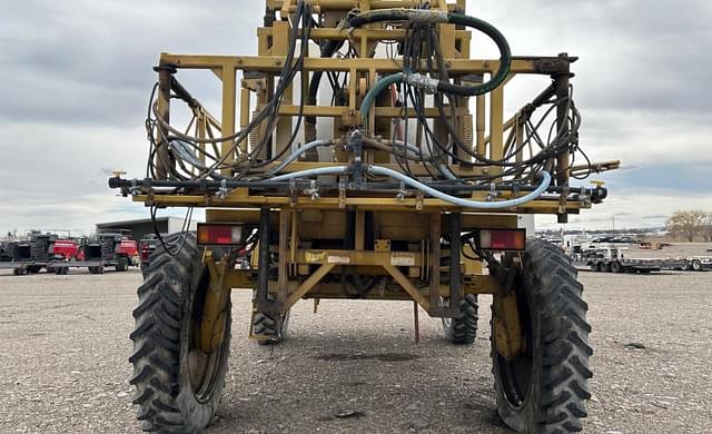 Image of Ag-Chem RoGator 1254 equipment image 4