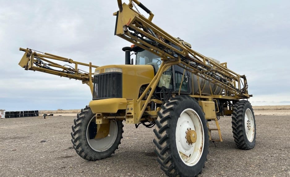 Main image Ag-Chem RoGator 1254