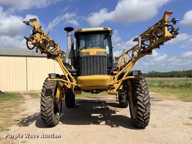 Image of Ag-Chem RoGator 1254 equipment image 1
