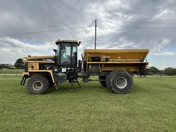 Image of Terra-Gator TG8400 equipment image 1