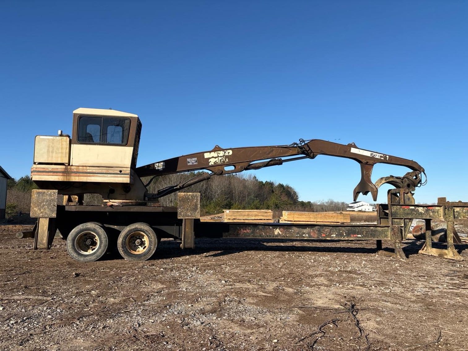 2000 Barko 225 Equipment Image0