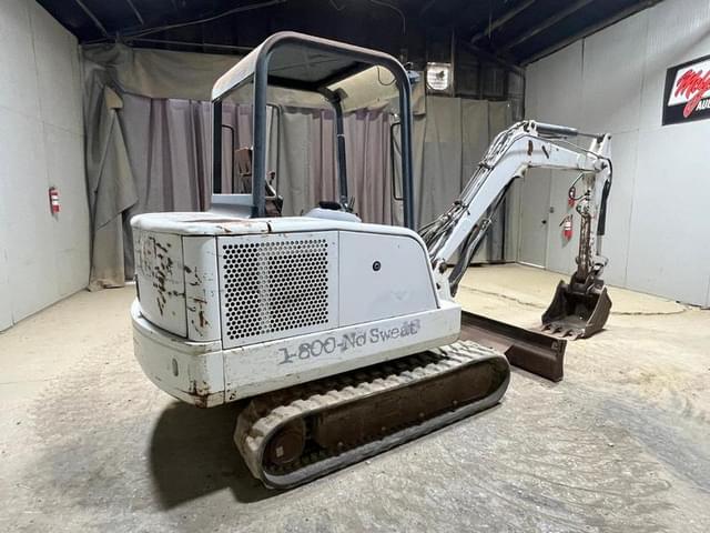 Image of Bobcat 331 equipment image 4