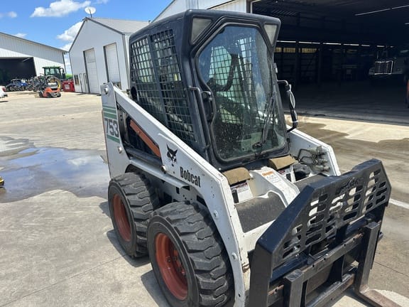 2000 Bobcat 753 Equipment Image0
