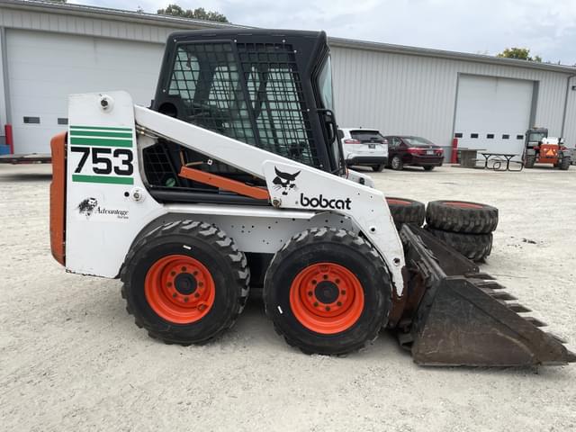 Image of Bobcat 753 equipment image 3
