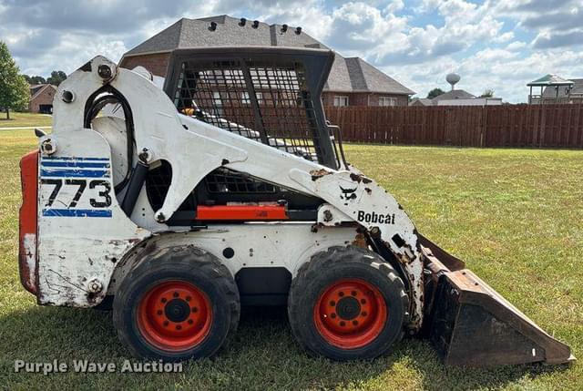 Image of Bobcat 773 equipment image 3