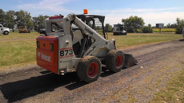 Image of Bobcat 873 equipment image 2