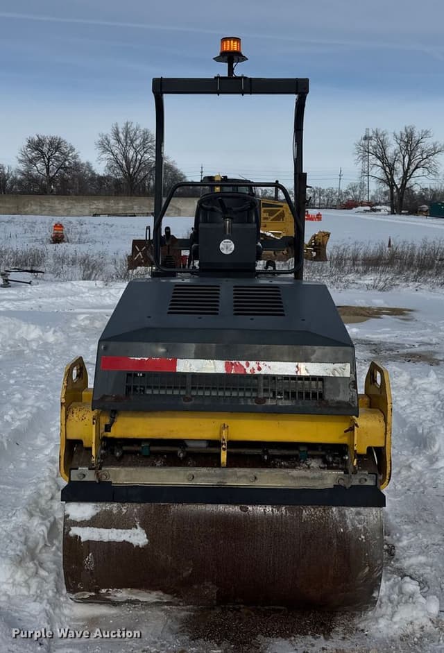 Image of Bomag BW120AD-3 equipment image 1
