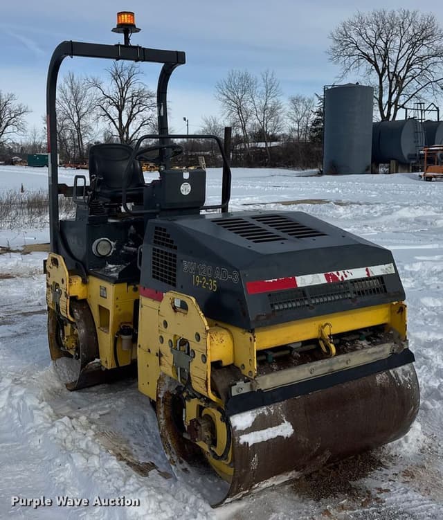 Image of Bomag BW120AD-3 equipment image 2