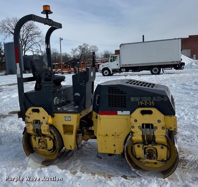 Image of Bomag BW120AD-3 equipment image 3