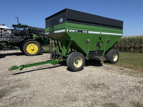 2000 Brent 640 Equipment Image0