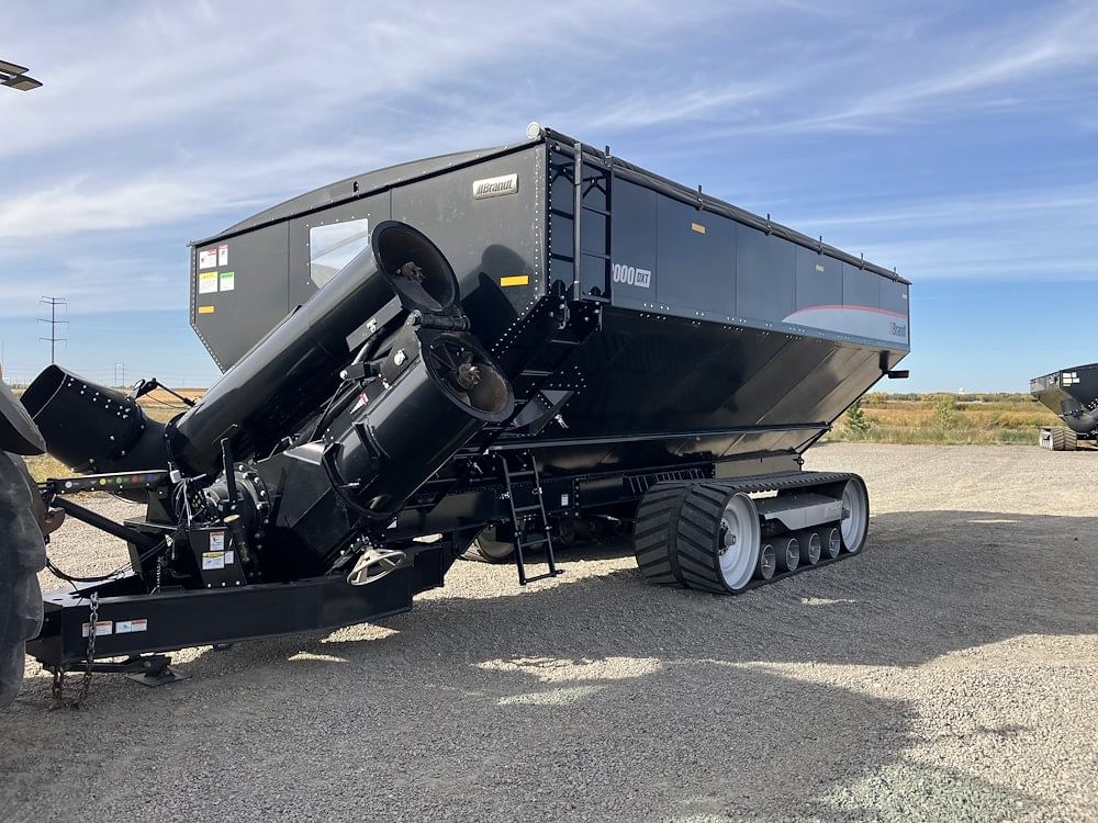 2023 Brandt 2000DXT Equipment Image0