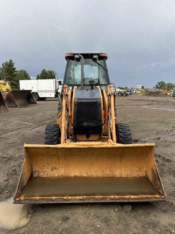 Image of Case 570M XT equipment image 1