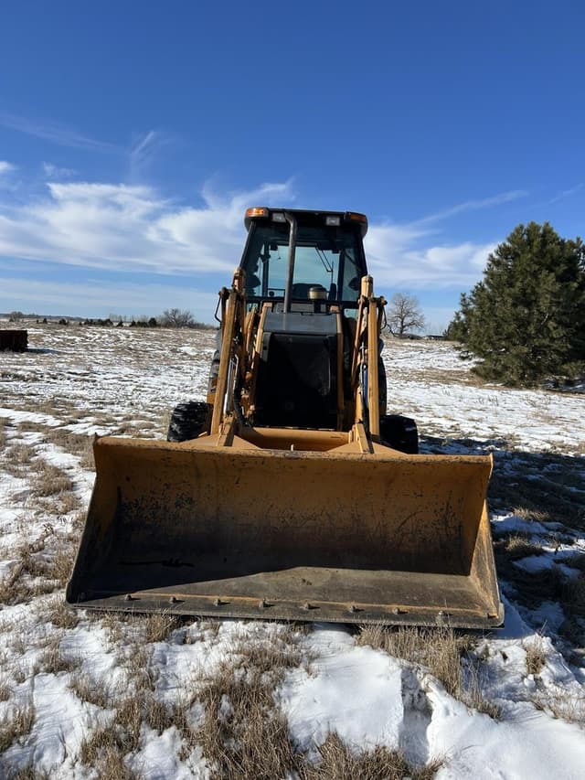 Image of Case 570M XT equipment image 1