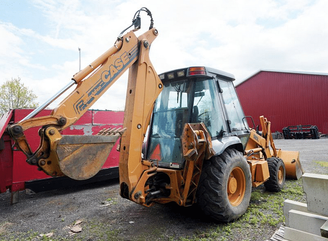 Image of Case 580L equipment image 3