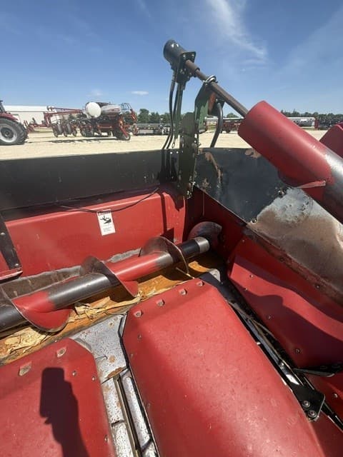 Image of Case IH 1063 equipment image 3