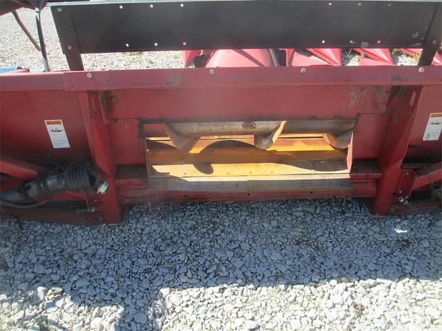 Image of Case IH 1083 equipment image 4