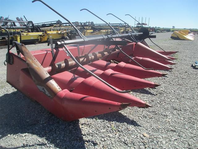 Image of Case IH 1083 equipment image 1