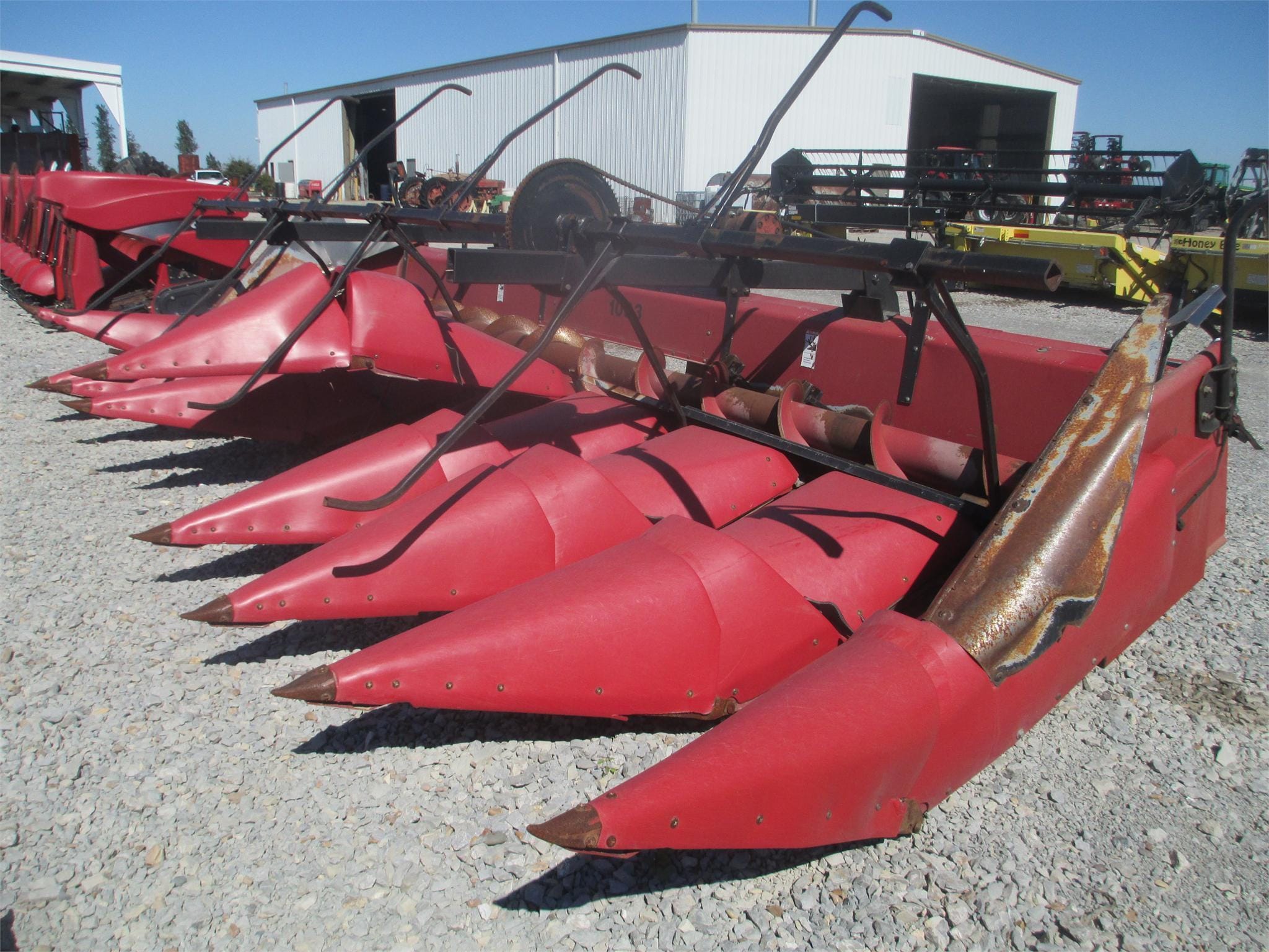 2000 Case IH 1083 Equipment Image0