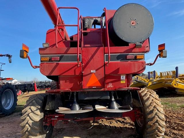 Image of Case IH 2388 equipment image 2