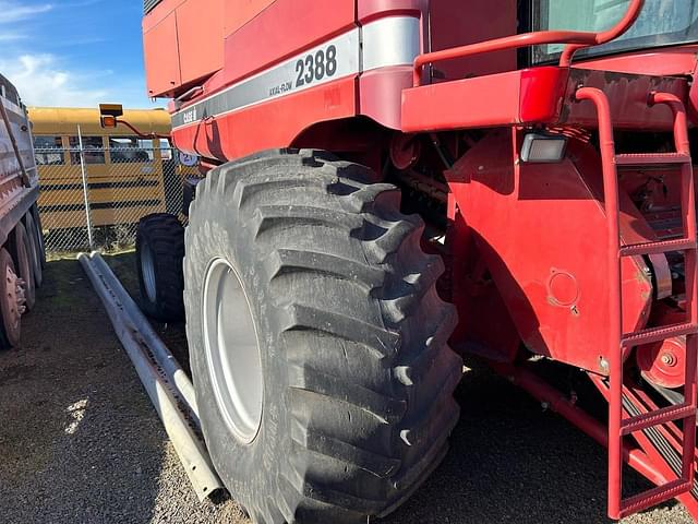 Image of Case IH 2388 equipment image 4