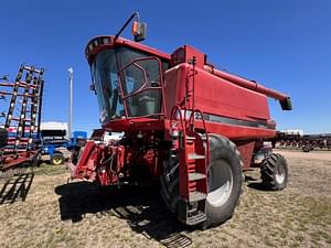 2000 Case IH 2388 Image