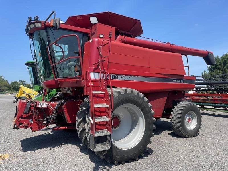 2000 Case IH 2388 Equipment Image0
