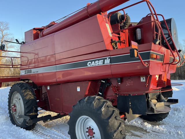 Image of Case IH 2388 equipment image 3