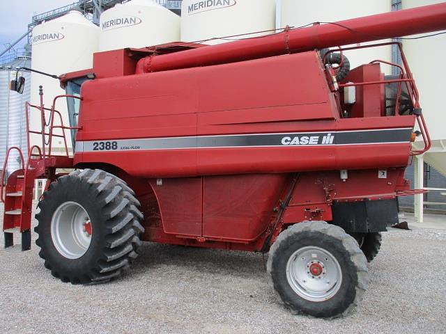 Image of Case IH 2388 equipment image 4