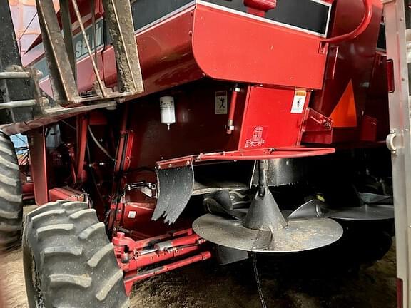 Image of Case IH 2388 equipment image 4