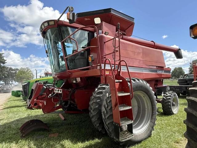 Image of Case IH 2388 equipment image 3