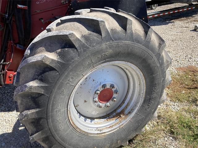 Image of Case IH 2388 equipment image 3