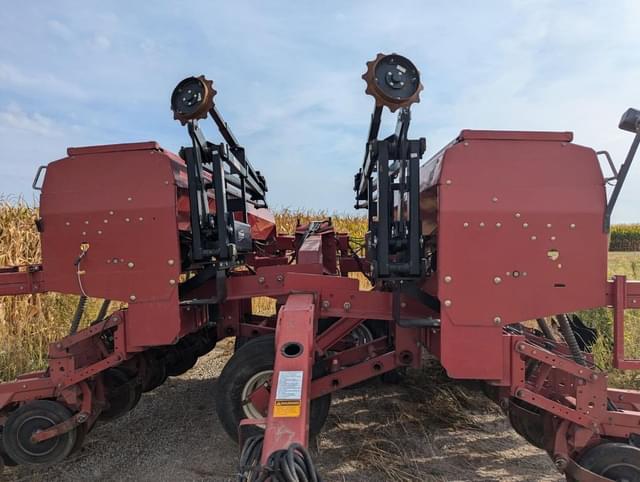 Image of Case IH 5500 equipment image 2