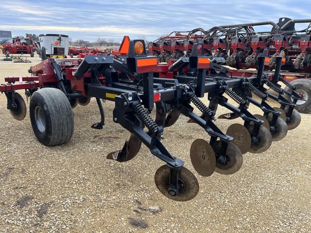 Image of Case IH Ecolo-Tiger 530B equipment image 4
