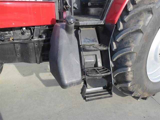 Image of Case IH MX110 equipment image 1