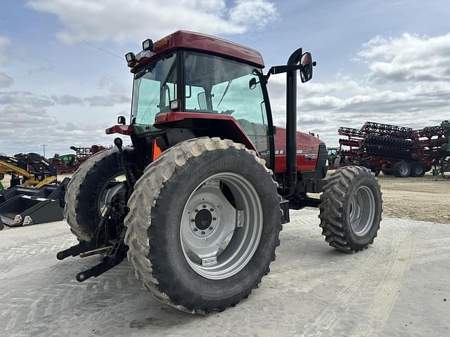 Image of Case IH MX120 equipment image 2