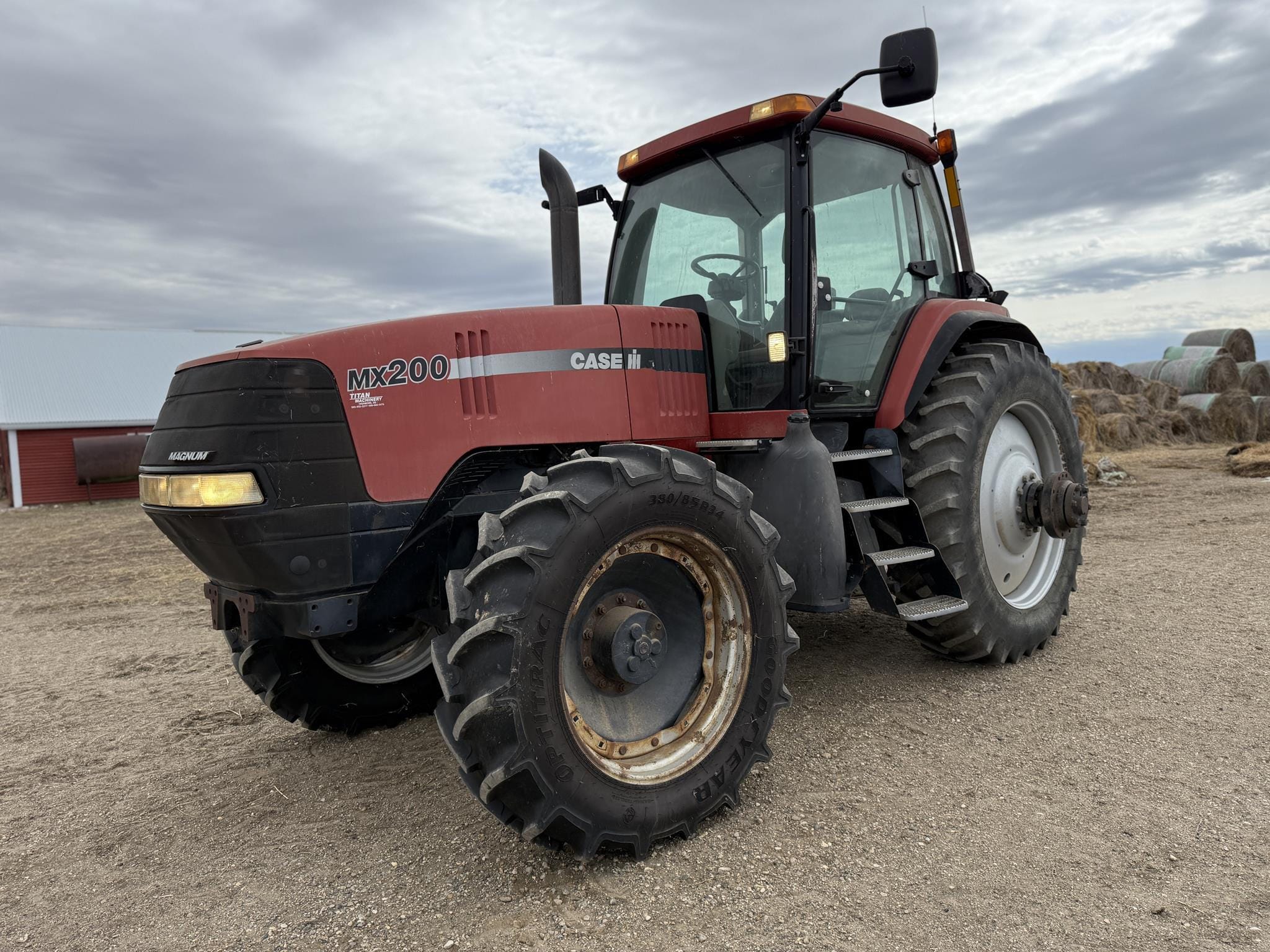 2000 Case IH MX200 Equipment Image0