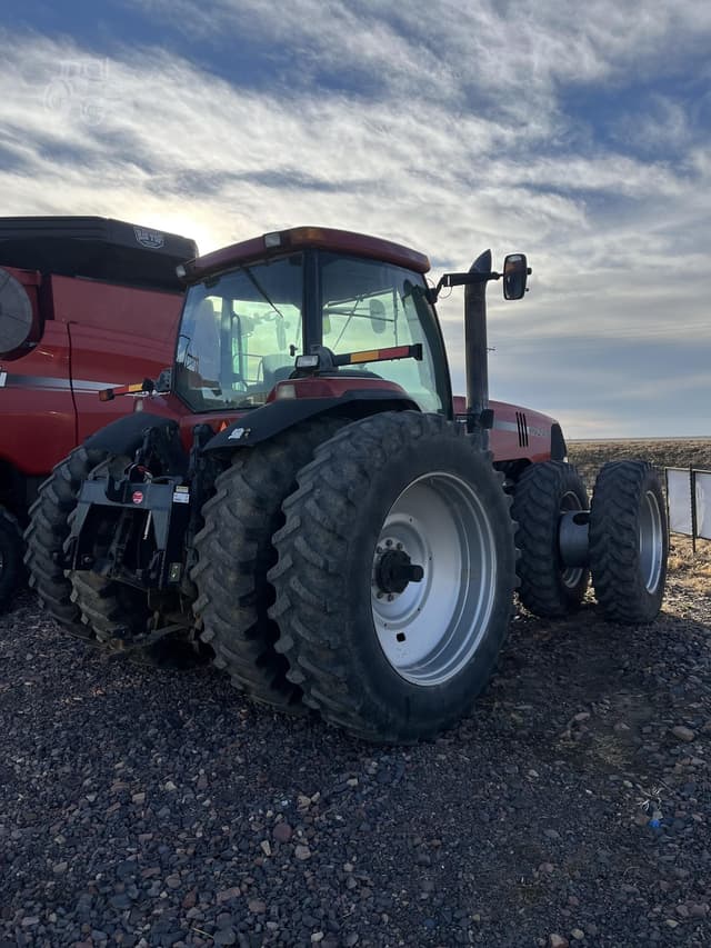 Image of Case IH MX240 equipment image 3