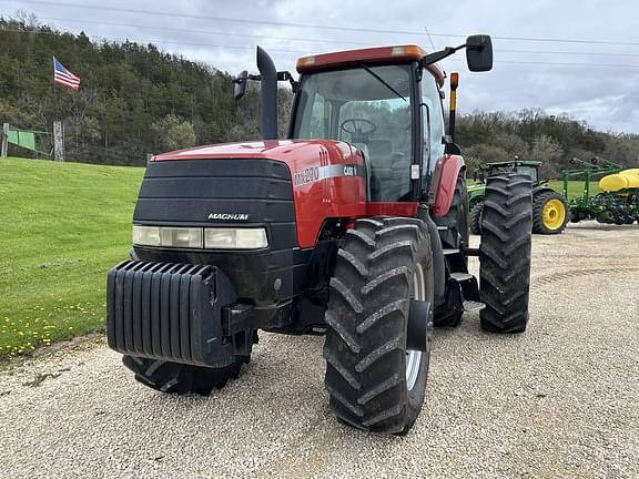 Image of Case IH MX270 equipment image 2