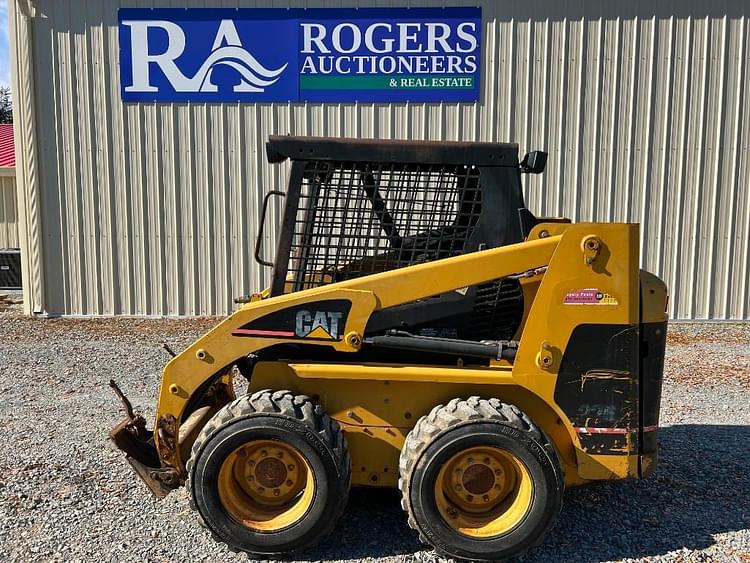 2000 Caterpillar 226 Equipment Image0