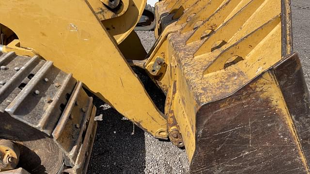 Image of Caterpillar 953C equipment image 4