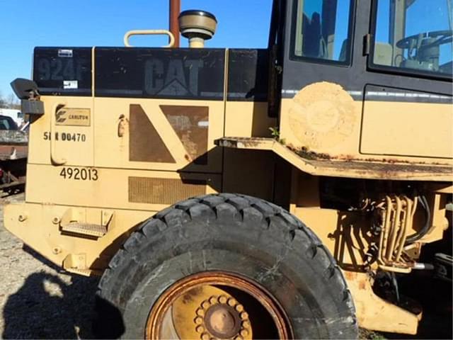 Image of Caterpillar 924F equipment image 3