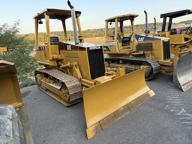 Image of Caterpillar D3C equipment image 4