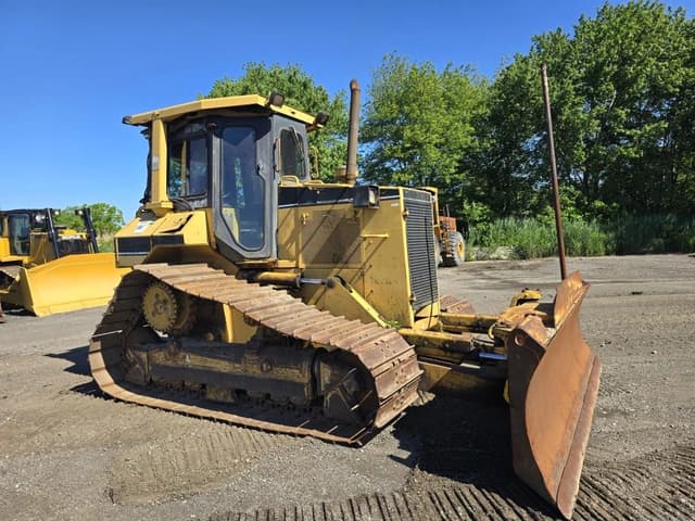 Image of Caterpillar D5M equipment image 3