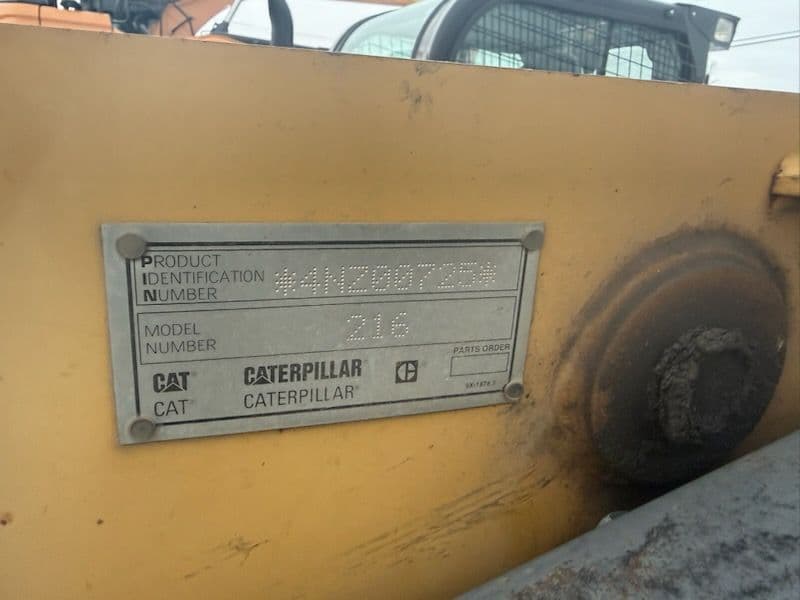 Image of Caterpillar 216 Primary image