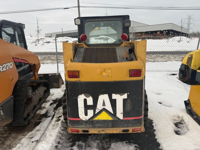 Image of Caterpillar 216 equipment image 2