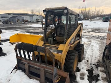 Main image Caterpillar 216